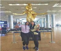 وصول ديانا رييس وكارينا أوكاسيو لمطار القاهرة استعدادًا للانضمام لسيدات طائرة الأهلي