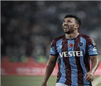 تريزيجيه يشارك في فوز طرابزون على سيفاسبور في الدوري التركي