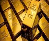 تراجع أسعار الذهب العالمية في بداية التعاملات الأسبوعية