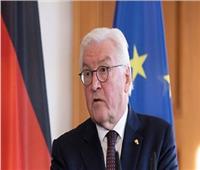 ألمانيا تتعهد بتزويد كييف براجمات ومدافع إضافية