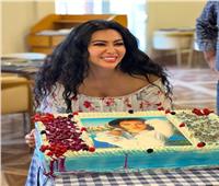 في لوكيشن «الونش».. ميرهان حسين تحتفل بعيد ميلادها مع محمد رجب