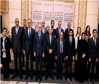 وزير التجارة يلتقي وفد رابطة رجال الأعمال القطريين لبحث التعاون
