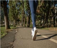 دراسة تكشف| العامل السري لتحسين الصحة.. المشي