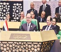 الخبراء يرحبون بكلمة الرئيس في القمة العربية الـ31 بالجزائر
