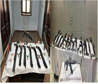 الأمن العام يضبط 35 عنصرًا إجراميًا بـ28 قطعة سلاح في أسيوط