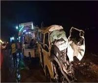 إصابة 4 أشخاص في حادث تصادم سيارة ميكروباص بعمود إنارة بالقليوبية 