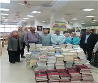 جامعة طنطا تُهدي مكتبة القرى 782 كتابا ودورية باللغات العربية والأجنبية
