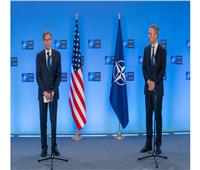 الولايات المتحدة والناتو يناقشان استمرار دعم أوكرانيا