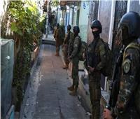 السلفادور: 10 آلاف عنصر من الجيش والشرطة يطوّقون بلدة شرق العاصمة
