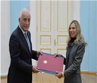السفيرة المصرية بأرمينيا تقدم أوراق اعتمادها إلى الرئيس الأرميني  