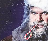 في الكريسماس.. «بابا نويل» ينقذ عائلة بفيلم «عنيف»