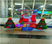 بأشجار الكريسماس والموسيقى.. المطارات المصرية تستعد للعام الجديد     