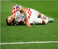 شاهد.. لاعب كرواتيا يغادر مباراة المغرب باكيا بعد تعرضه للإصابة 