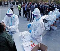 الصين تواجه أول موجة لفيروس كورونا وسط مخاوف من تفشٍ واسع للوباء