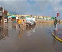 جهود مكثفة لإزالة مياه الأمطار في دمياط