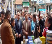 محافظ شمال سيناء يفتتح معرضا لبيع السلع بأسعار مخفضة في العريش