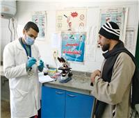 «صحة المنيا» تقدم الخدمات الطبية لـ 1896 حالة بقرية شيبة في أبوقرقاص