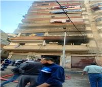 إصابة 5 أشخاص إثر حريق بشقة في الإسكندرية | صور 