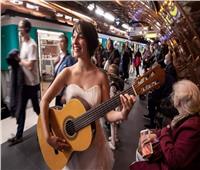 لإطلاق المواهب.. الموسيقيون يتنافسون على بقعة مترو باريس