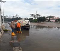 جهود مكثفة لرفع وشفط مياه الأمطار التي تشهدها مدن البحيرة 