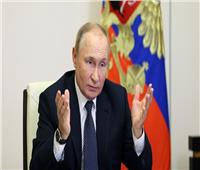 «فاينانشيال تايمز» تكشف كيف قرر الغرب «تغيير تفكير بوتين»