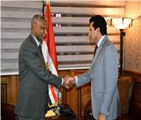 وزير الشباب يبحث التعاون الثنائي مع مسئولو منظمة الفاو في مصر