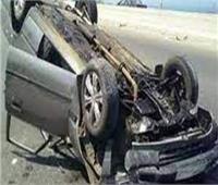 إصابة 3 أشخاص في انقلاب سيارة ملاكي بـ«صحراوي قنا» 