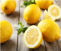 5 حيل مذهلة لاستخدام الليمون في المنزل.. تنظيف الأسطح «الأبرز»