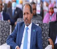 الرئيس الصومالى يدعو الجيش للاستعداد للمرحلة الثانية من الحرب على الإرهاب