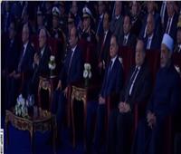 الرئيس السيسي يستمع لأيات الذكر الحكيم خلال احتفالات عيد الشرطة