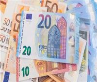 تقديرات أولية: تحسن معنويات المستهلكين بمنطقة اليورو في يناير