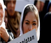 "طالبان" تعتزم السماح للنساء بالعمل في المنظمات غير الحكومية التي تتطلب وجودهن