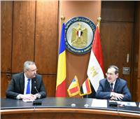 وزير البترول يستقبل رئيس وزراء رومانيا لبحث التعاون المشترك