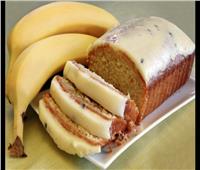 حلويات اليوم.. طريقة عمل كيك الموز بتغليفة الجبن الكريمي