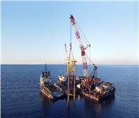 «خدمات البترول» تنجح في تركيب المنصة البحرية لمشروع «GNN» بمعدلات قياسية