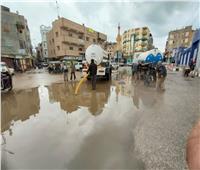 «الدقهلية» تواصل رفع تراكمات مياه الأمطار بالشوارع