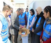 نائب محافظ المنيا يشهد أعمال مؤسسة «حياة كريمة» لتوزيع مواد غذائية بالمحافظة