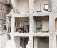 سوريون يرفضون مغادرة منازلهم المتصدعة في ‏حلب