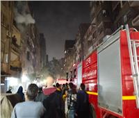 حريق هائل داخل عمارة سكنية بمنطقة عين شمس | صور