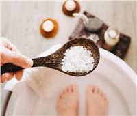 5 فوائد مذهلة للاستحمام بملح البحر.. أبرزها علاج الأكزيما والصدفية