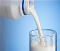 هل شرب الحليب بعد تناول السمك آمن أم أنه يسبب البهاق؟.. خبراء يجيبون