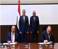 رئيس الوزراء يشهد التوقيع على مذكرة تفاهم لتطوير شركة النصر للزجاج والبلور 