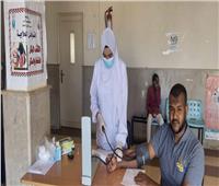 الكشف على 321 مواطنًا خلال قافلة طبية في مرسى علم