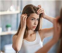 تساقط الشعرعند النساء قد يشير إلى مشاكل صحية 