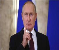 بوتين يهدد باستخدام النووي: لدينا مئات الآلاف من قذائف «اليورانيوم المنضب»      