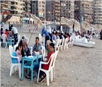 فطارك أحلى على البحر.. أمسيات رمضانية بشواطئ الإسكندرية| صور 