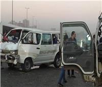 إصابة 11 شخصاً في حادث تصادم سيارتين بطريق بنها الحر