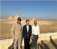 وزير الثقافة والسياحة الصيني يزور منطقة أهرامات الجيزة | صور