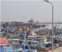 توقف حركة الملاحة في ميناء الصيد والبحر المتوسط بكفر الشيخ لارتفاع الأمواج