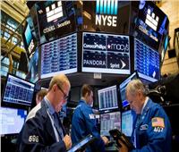 الأسهم الأمريكية تتكبد خسائر كبيرة بسبب تراجع مخاطرة المستثمرين 